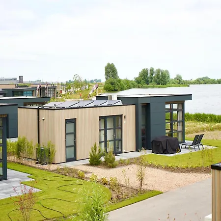 Sustainable On The Ijsselmeer Chalet Enkhuizen